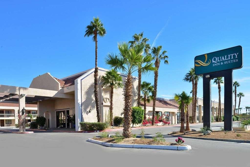Signature I-10 2* Indio
