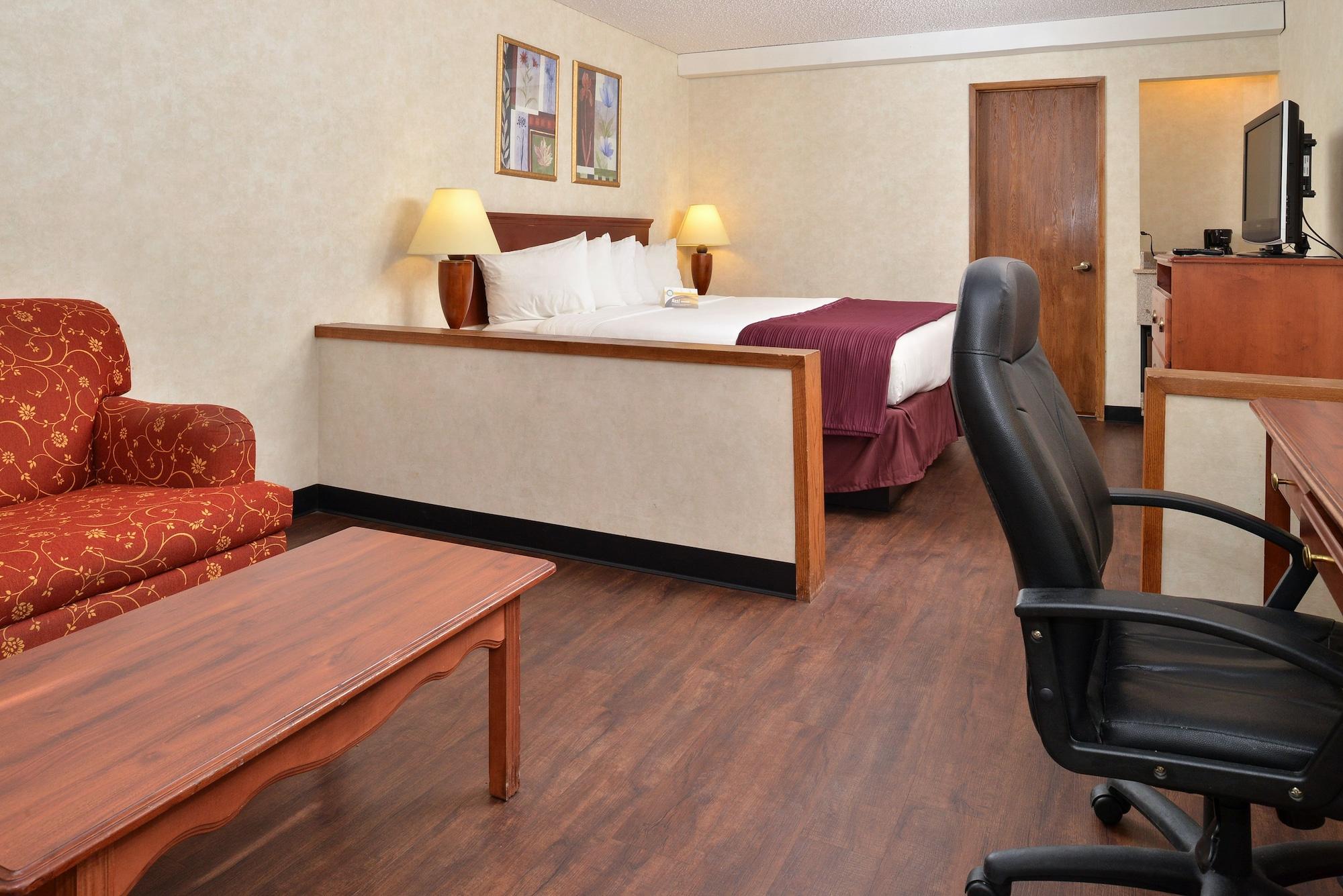 Signature I-10 Inn