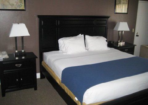 Inn Signature I-10