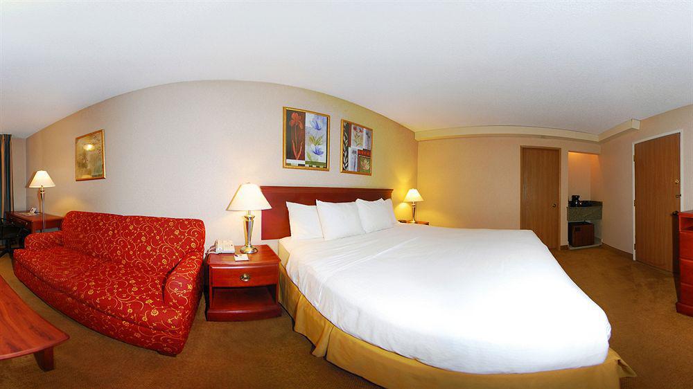 Inn Signature I-10